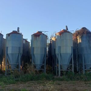 80 silos pra ração 8 mil kg